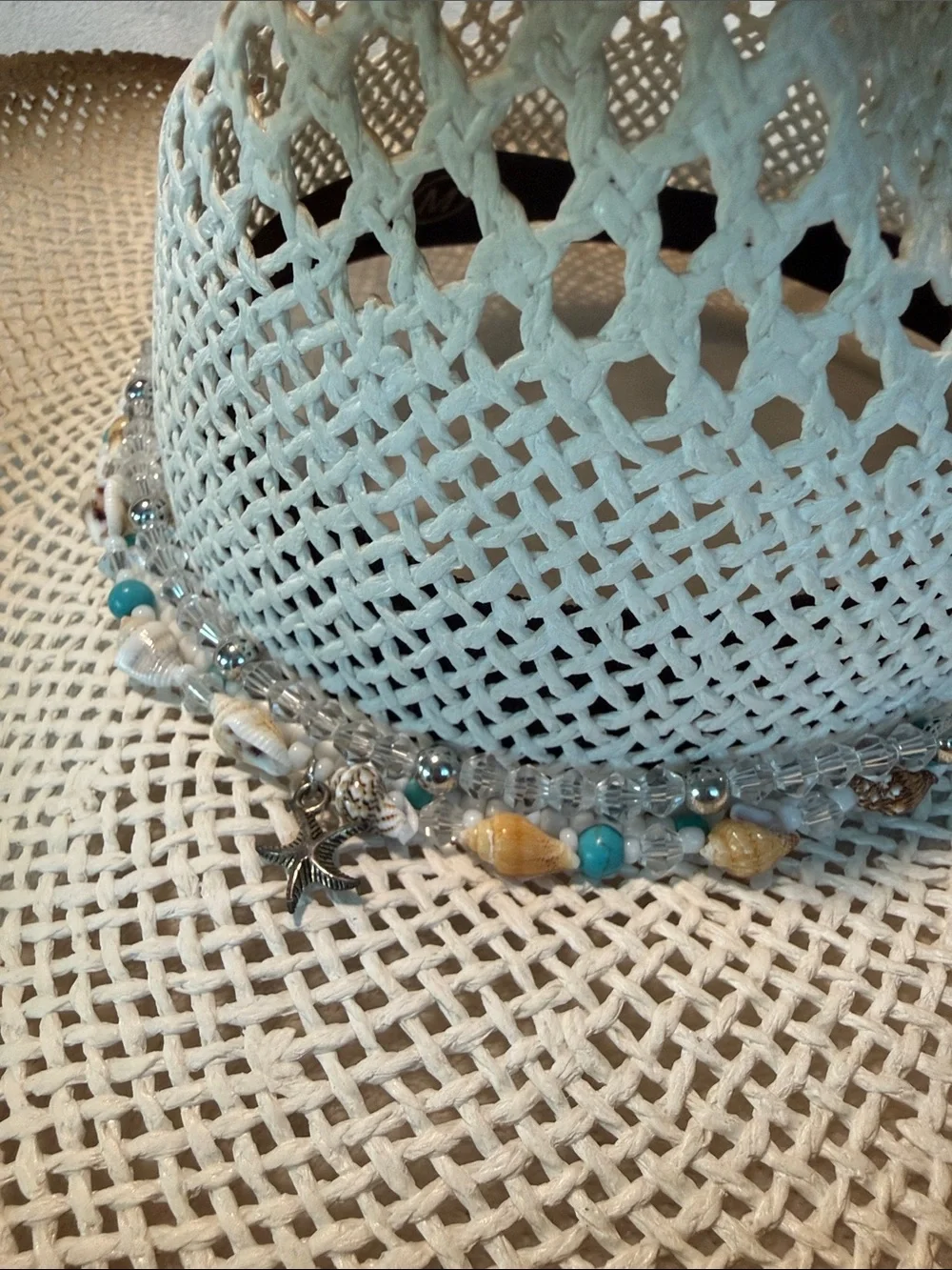 Down N Dirty Women’s Western Cowboy Hat 🤠 White Ombré Beaded Seashell 🐚 , Medium